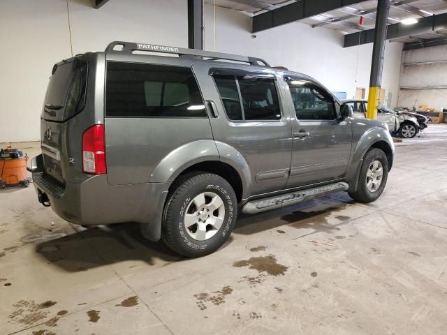 2006 Nissan Pathfinder LE