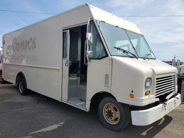 2011 Ford Econoline E350 Super Duty Stripped Chassis