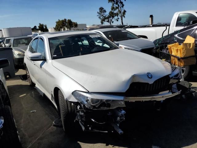 2019 BMW 530E