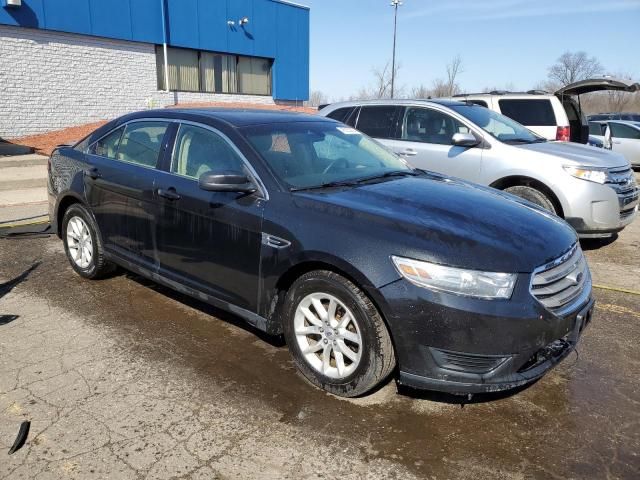 2013 Ford Taurus SE