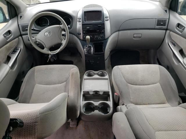 2007 Toyota Sienna CE