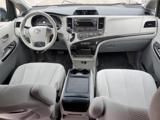 2012 Toyota Sienna LE