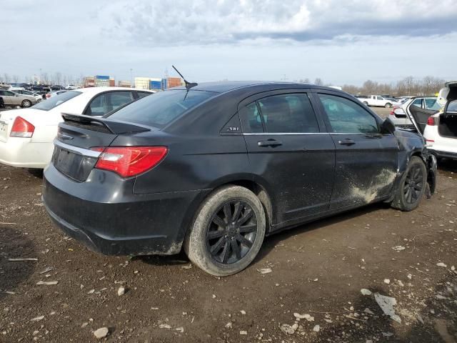 2013 Chrysler 200 Touring