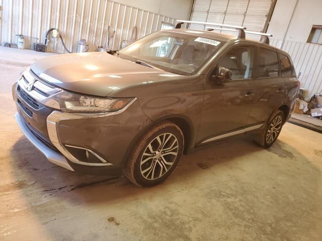 2016 Mitsubishi Outlander SE