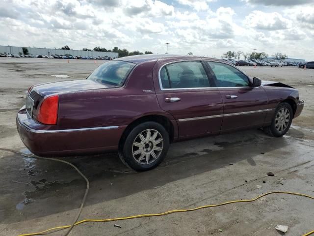 2007 Lincoln Town Car Signature Limited