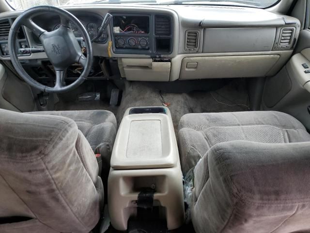 2002 Chevrolet Tahoe C1500