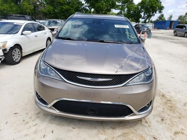 2017 Chrysler Pacifica Touring L Plus