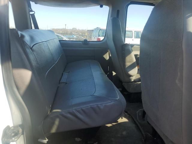 2006 Ford Econoline E350 Super Duty Wagon