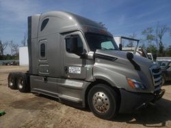 Salvage trucks for sale at Midway, FL auction: 2019 Freightliner Cascadia 126