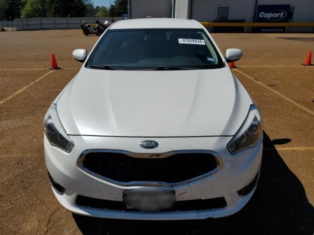 2016 KIA Cadenza Luxury