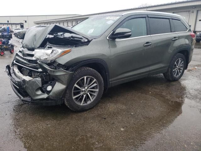 2018 Toyota Highlander SE