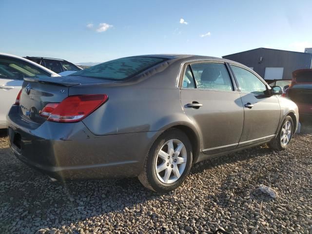 2005 Toyota Avalon XL