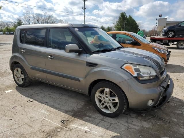 2011 KIA Soul +