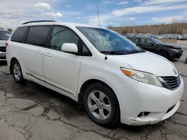 2012 Toyota Sienna LE