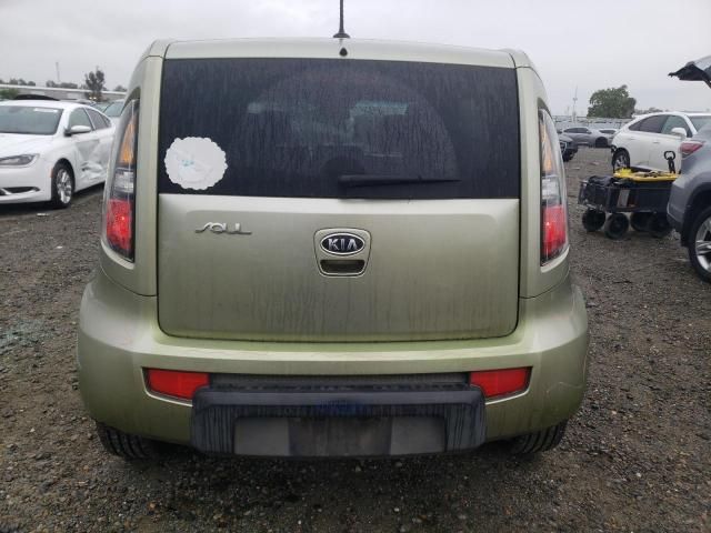 2011 KIA Soul +