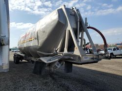 Salvage trucks for sale at Columbus, OH auction: 2017 Bren Tank Trailer