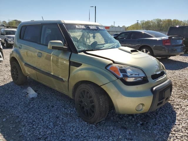 2010 KIA Soul +