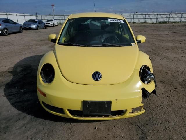 2010 Volkswagen New Beetle