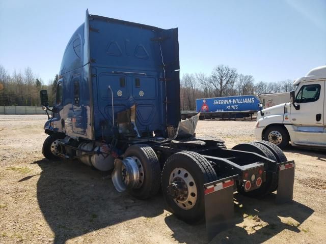 2017 Freightliner Cascadia 125