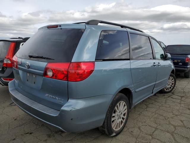 2007 Toyota Sienna XLE