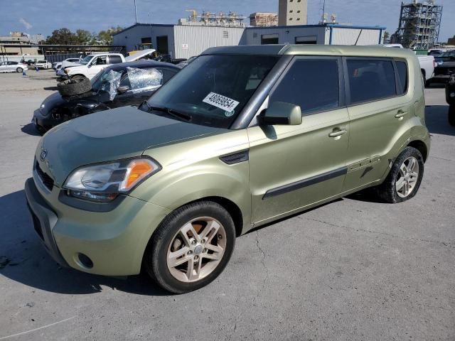 2011 KIA Soul +