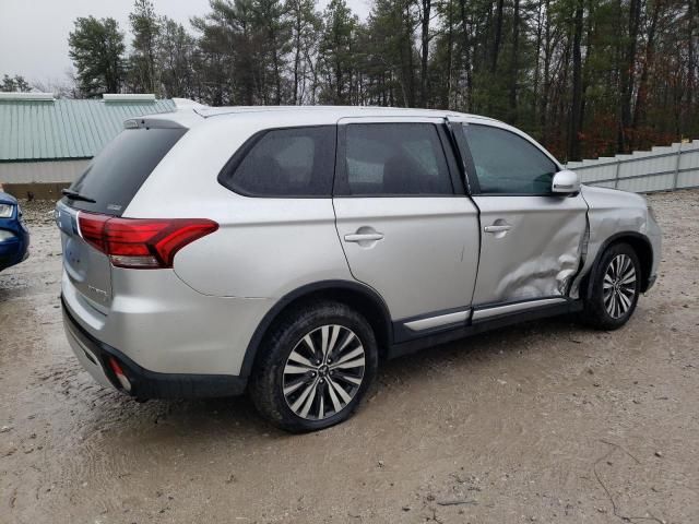 2019 Mitsubishi Outlander SE