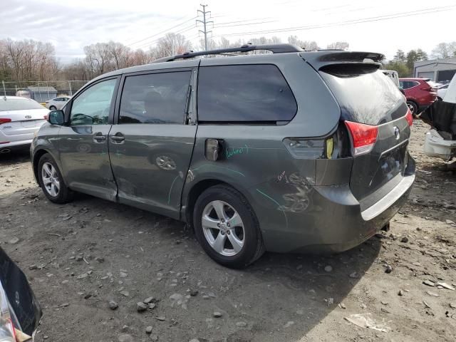 2011 Toyota Sienna LE