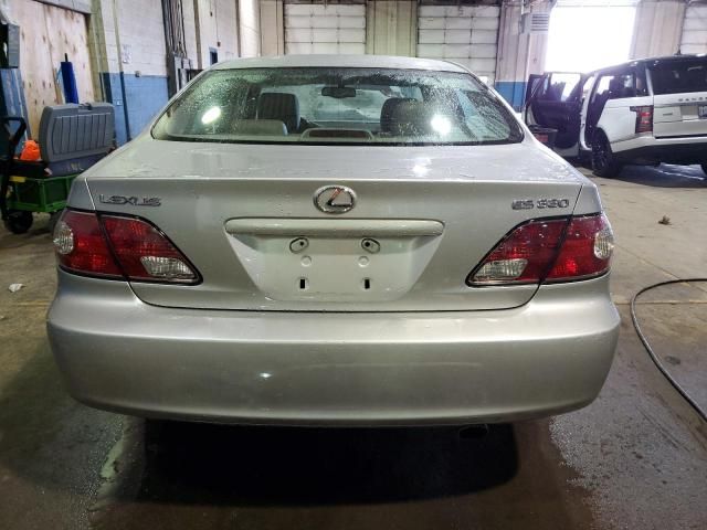 2004 Lexus ES 330