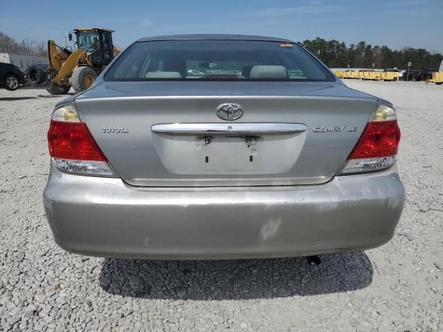 2005 Toyota Camry LE