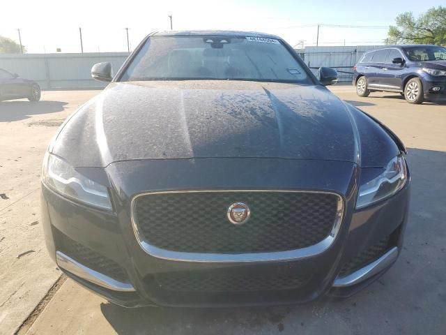 2016 Jaguar XF Prestige