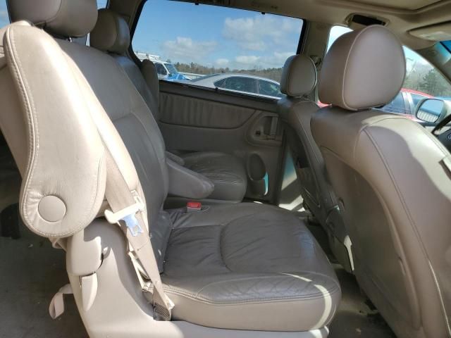 2006 Toyota Sienna XLE