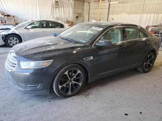 2015 Ford Taurus SEL