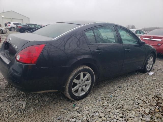 2005 Nissan Maxima SE