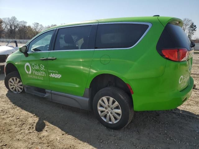 2020 Chrysler Voyager L