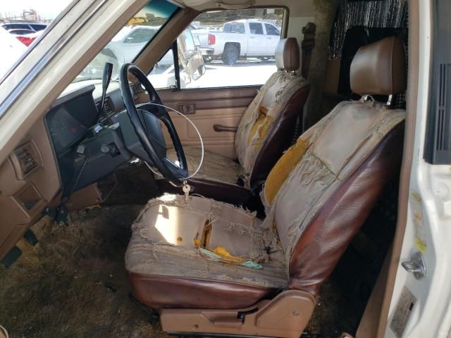 1986 Toyota Pickup Cab Chassis RN75 DLX