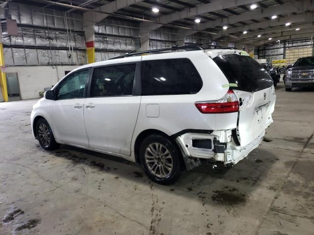 2015 Toyota Sienna XLE