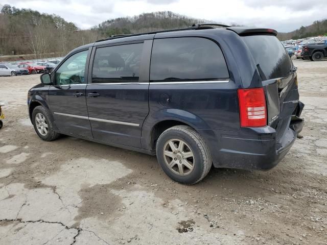 2010 Chrysler Town & Country Touring