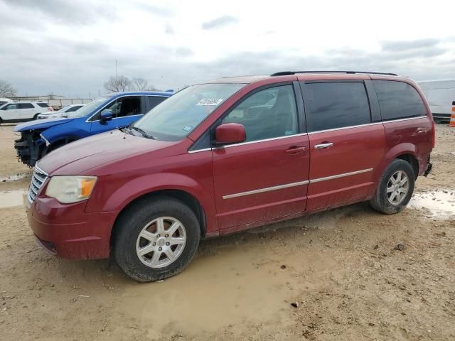 2010 Chrysler Town & Country Touring