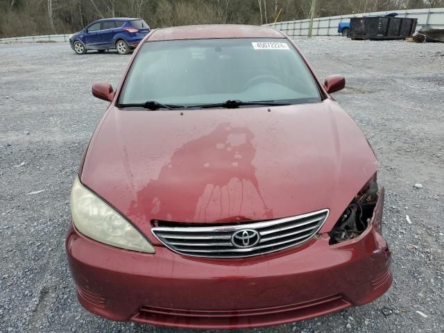 2005 Toyota Camry LE