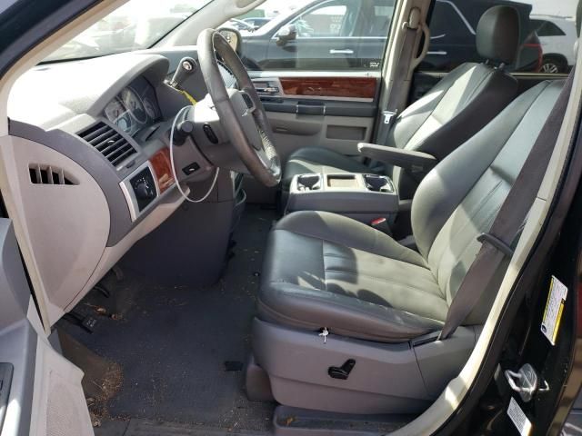 2009 Chrysler Town & Country Touring