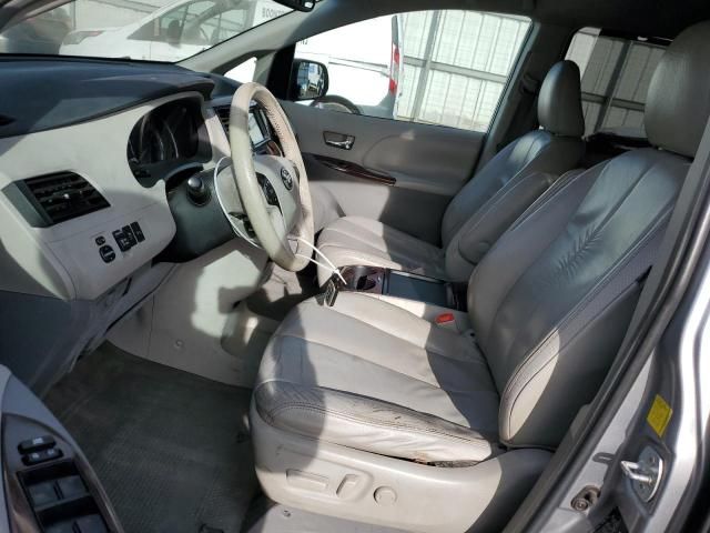 2011 Toyota Sienna XLE