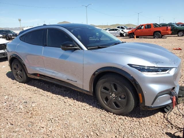 2022 Ford Mustang MACH-E California Route 1