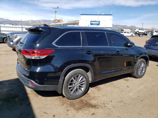 2018 Toyota Highlander SE