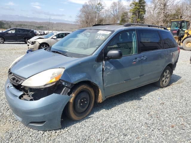 2009 Toyota Sienna CE