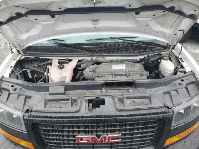 2021 GMC Savana Cutaway G3500