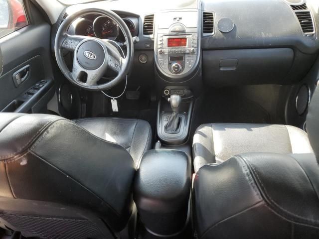 2011 KIA Soul +