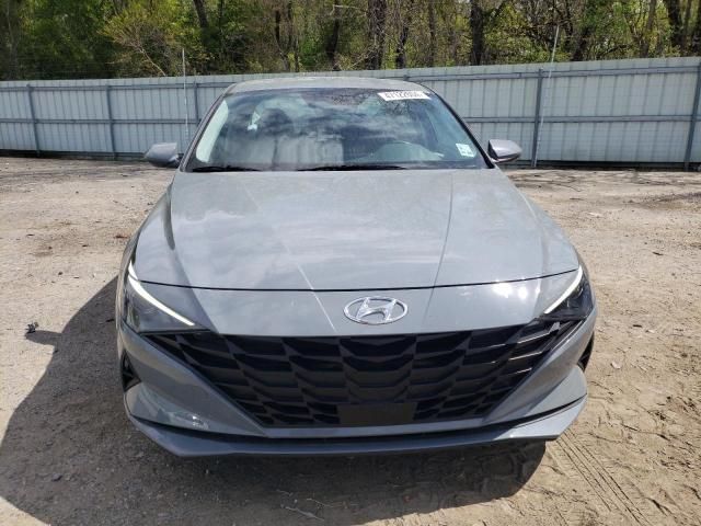 2022 Hyundai Elantra SEL