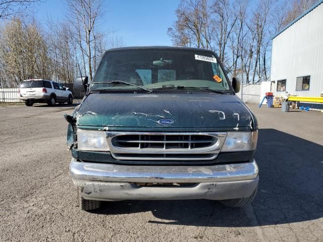 2000 Ford Econoline E350 Super Duty Wagon