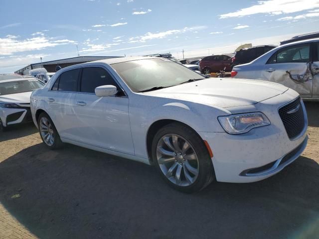 2020 Chrysler 300 Touring