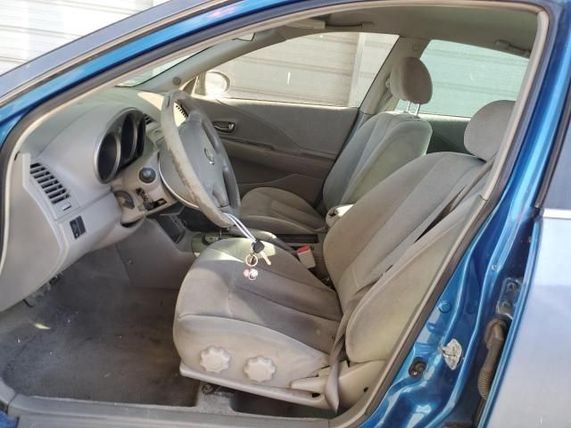 2003 Nissan Altima Base